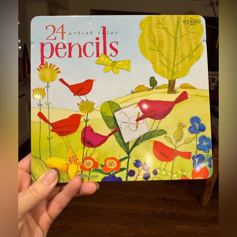 BIRD THEMED PENCIL CRAYONS